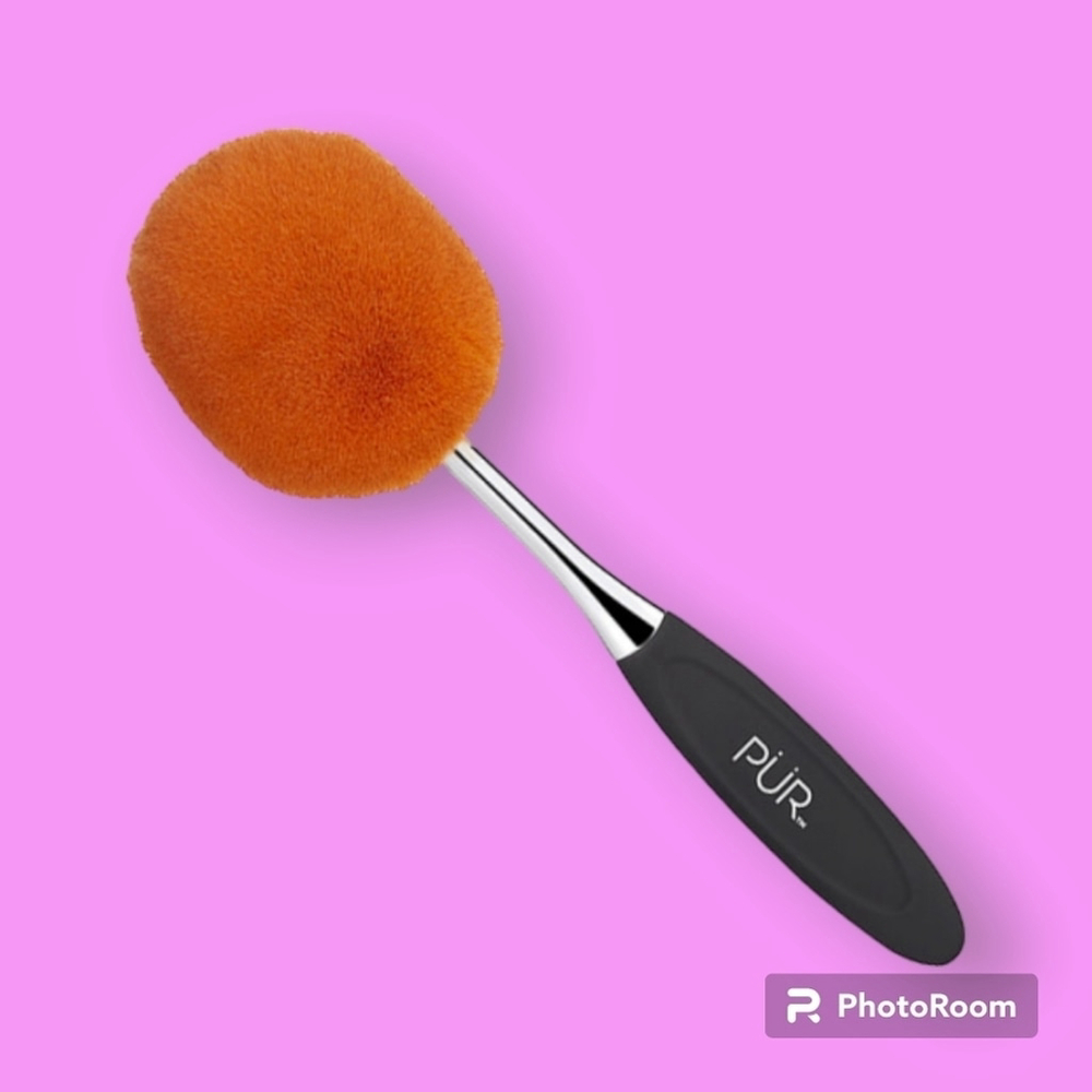 PÜR Cosmetics Skin Perfecting Foundation Brush